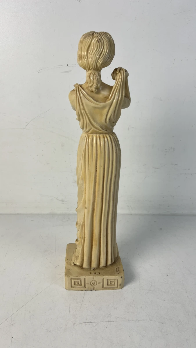 Standbeeld L. Toni Griekse godin vintage sculptuur in albastcomposiet met meanderbasis - foto 3