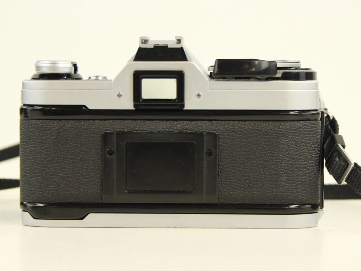Canon AE-1 spiegelreflexcamera met lenzen en toebehoren - foto 5