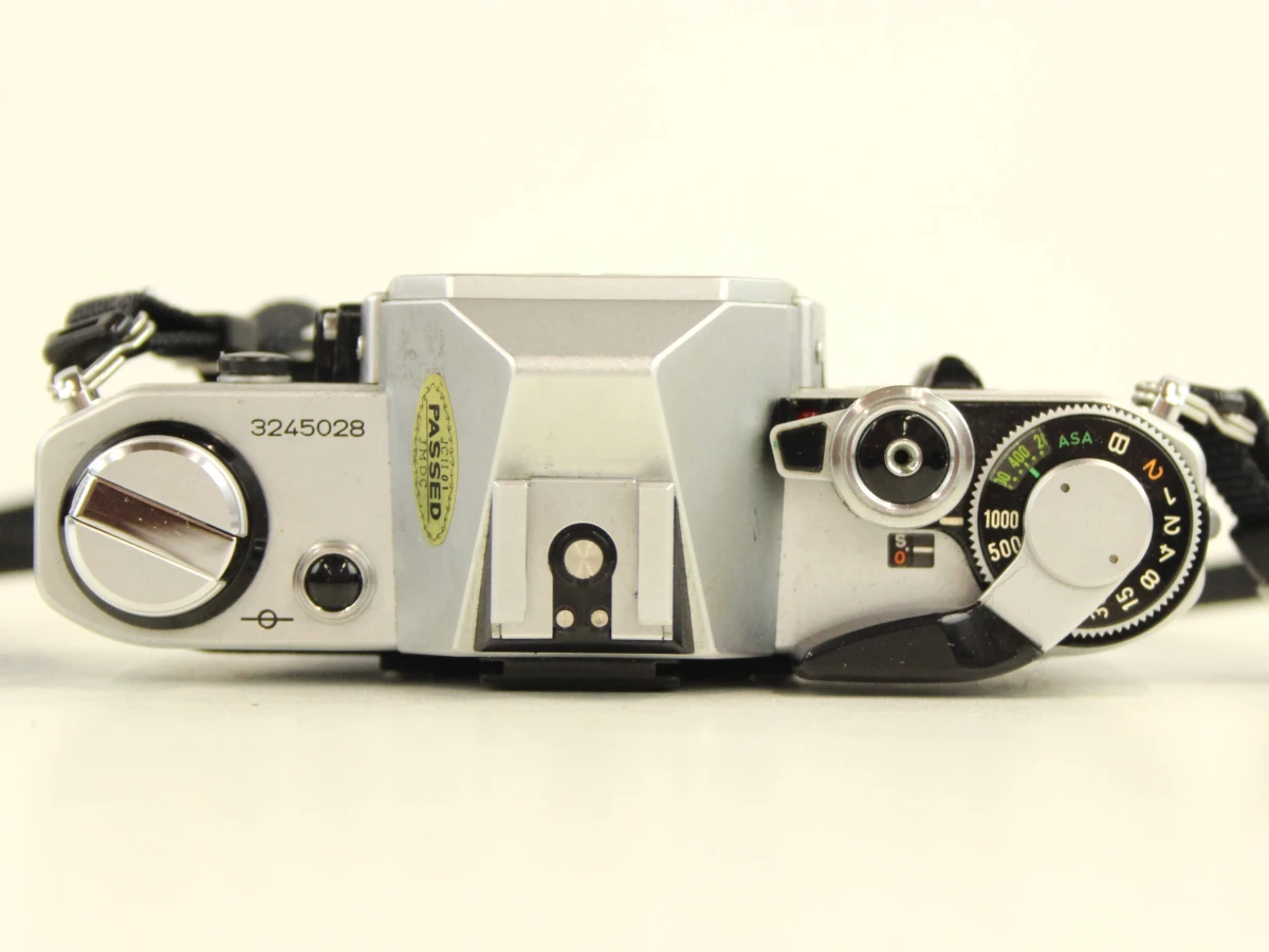 Canon AE-1 spiegelreflexcamera met lenzen en toebehoren - foto 6