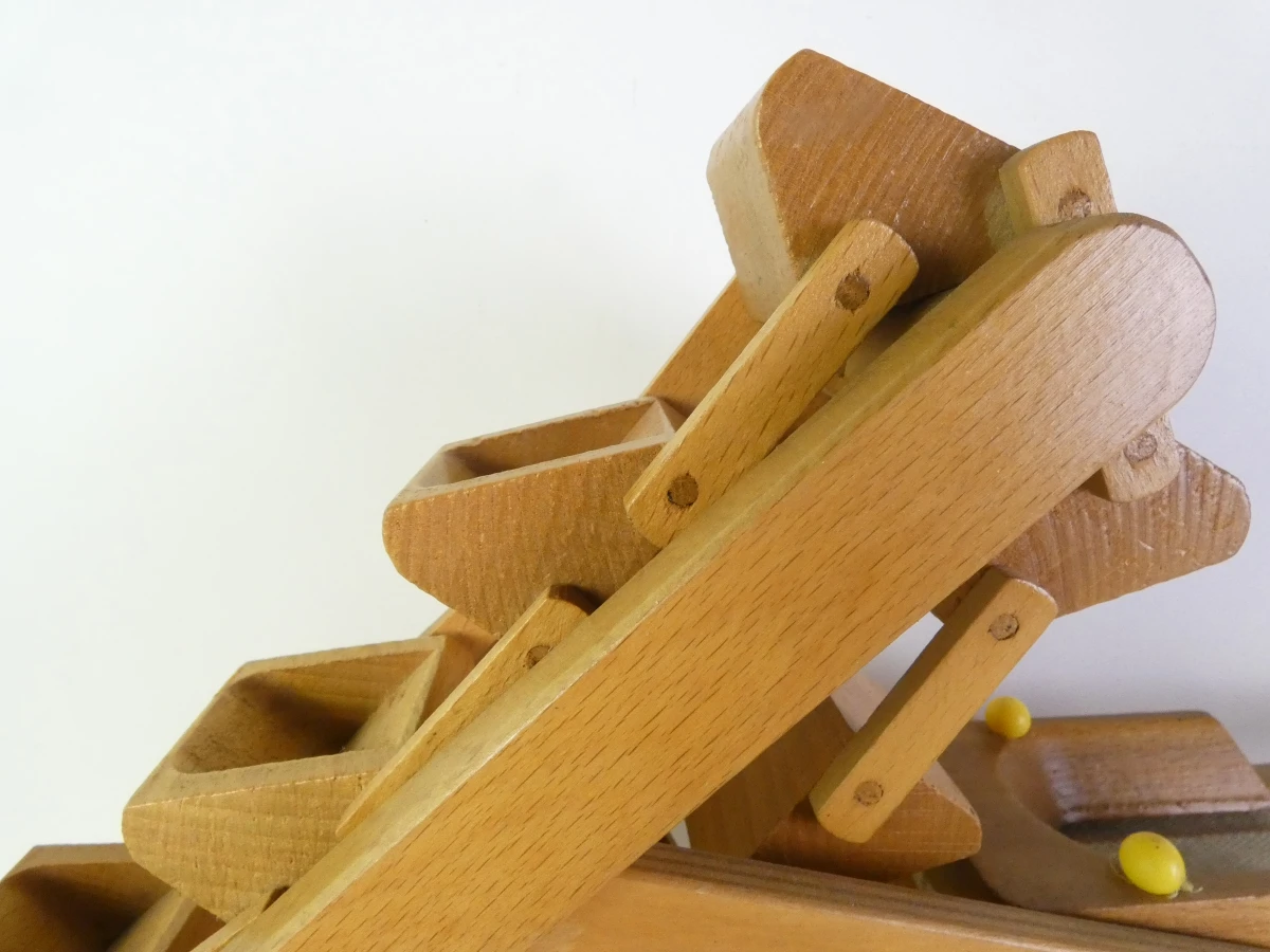 Vintage houten speelgoedmachines FWF - DDR - foto 4