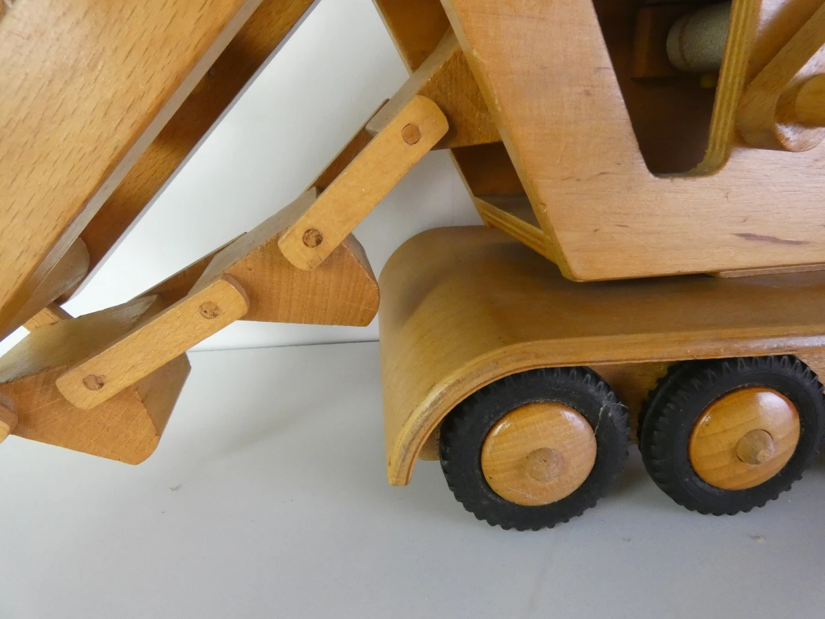 Vintage houten speelgoedmachines FWF - DDR - foto 5
