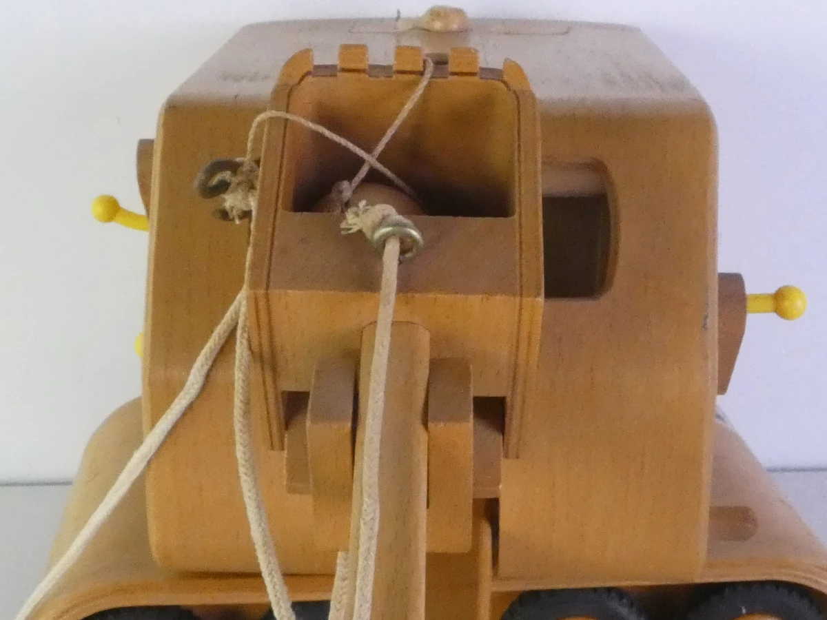 Vintage houten speelgoedmachines FWF - DDR - foto 24