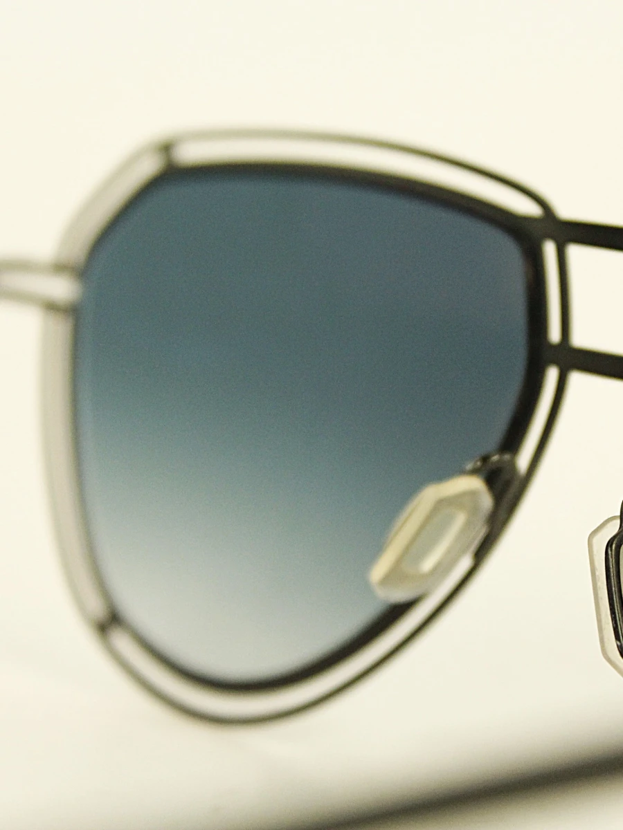 Odette Lunettes PARKER // M701 Zonnebril - Antwerp - foto 9
