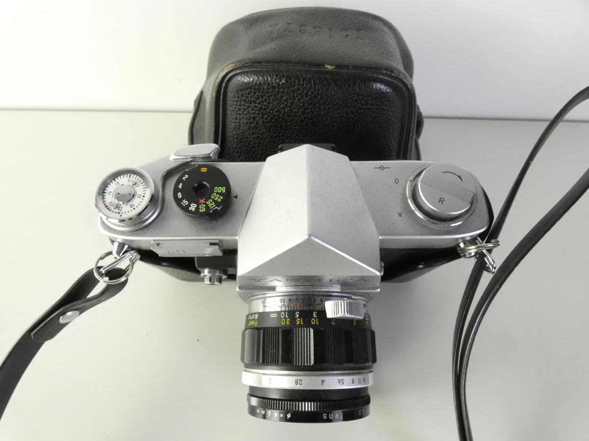 Vintage Yashica Penta J met 50mm f/2-lens - foto 7