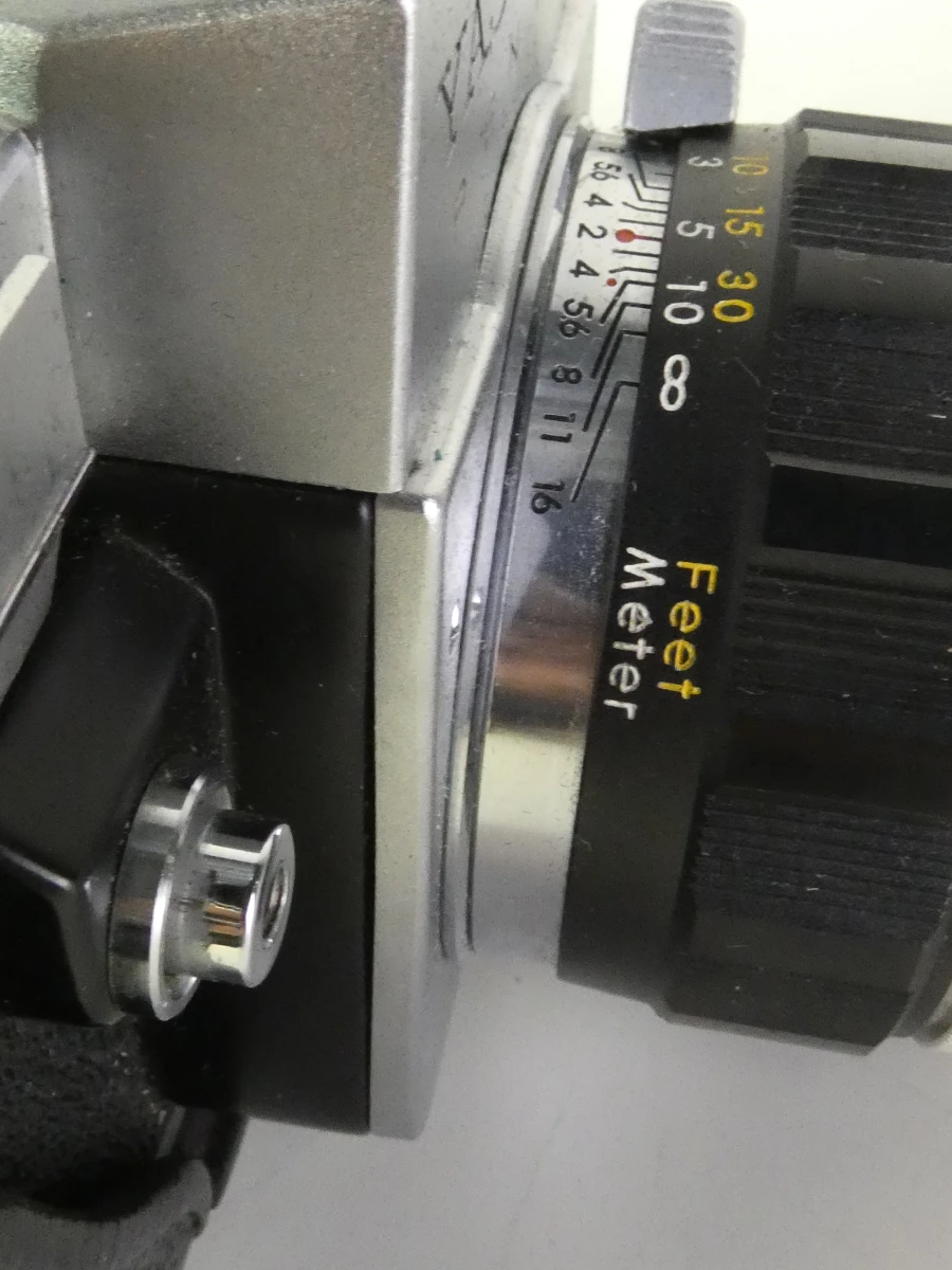 Vintage Yashica Penta J met 50mm f/2-lens - foto 19