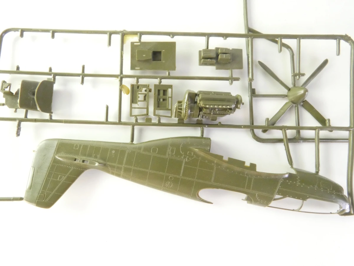 Vintage modelbouwdozen Airfix, Tamiya & Revell - foto 31