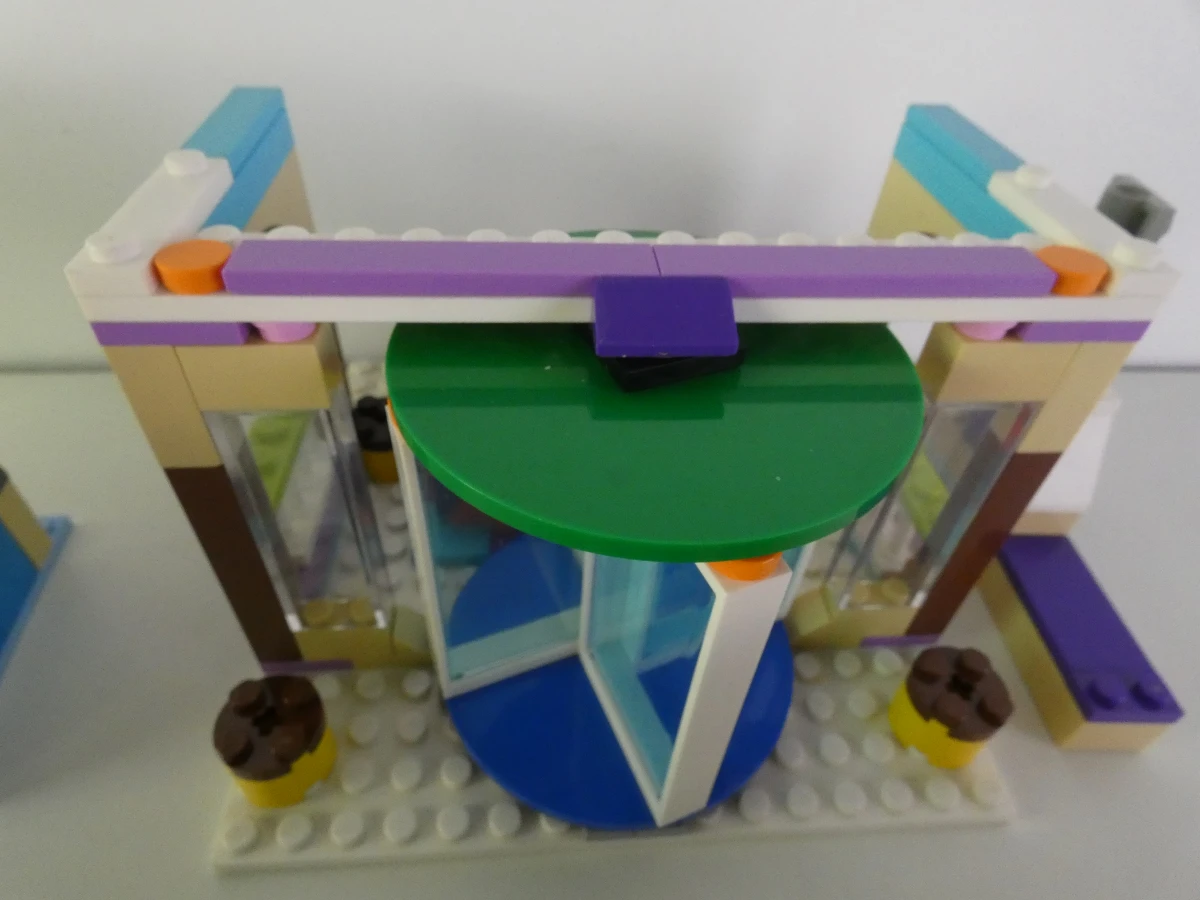 LEGO Friends - uitgebreide bouwset met gebouwen en accessoires - foto 8