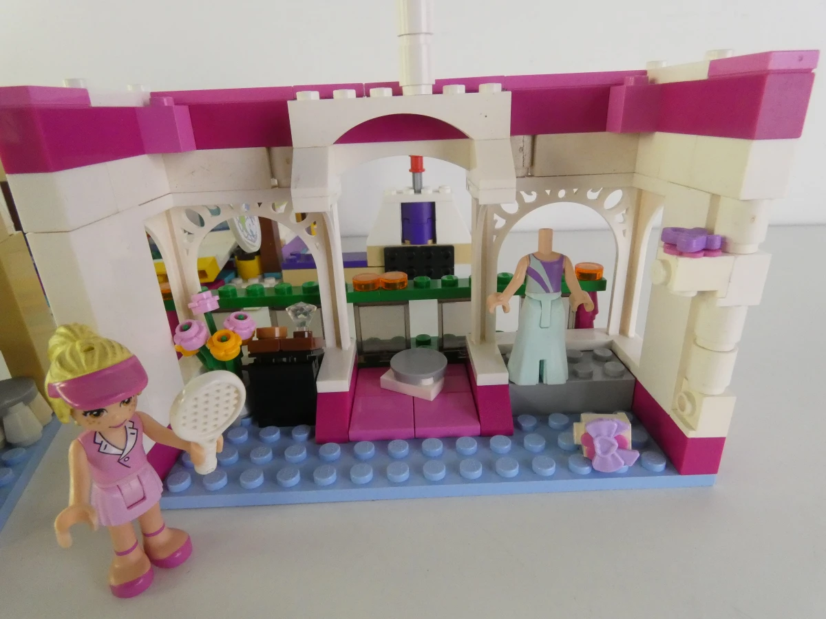 LEGO Friends - uitgebreide bouwset met gebouwen en accessoires - foto 10
