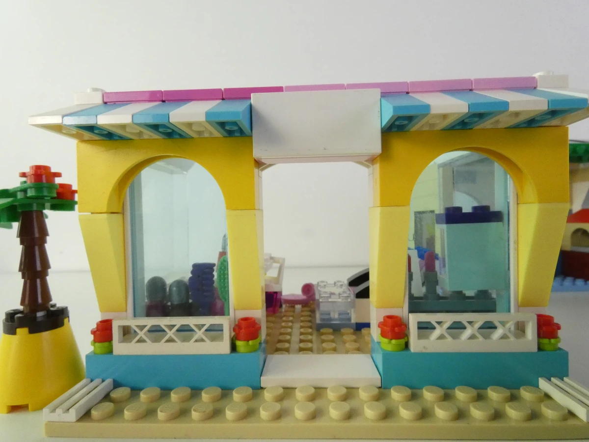 LEGO Friends - uitgebreide bouwset met gebouwen en accessoires - foto 16