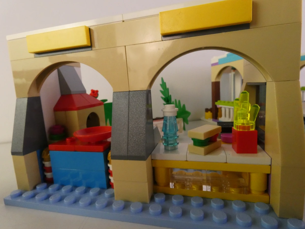 LEGO Friends - uitgebreide bouwset met gebouwen en accessoires - foto 19