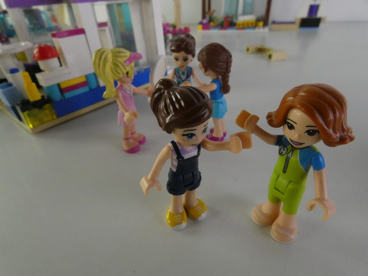 LEGO Friends - uitgebreide bouwset met gebouwen en accessoires - foto 30