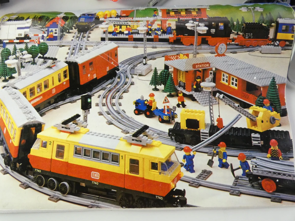 Grote Kavel Vintage LEGO Trein & Stad (Jaren '70/'80) – Met Blauwe Rails - foto 24