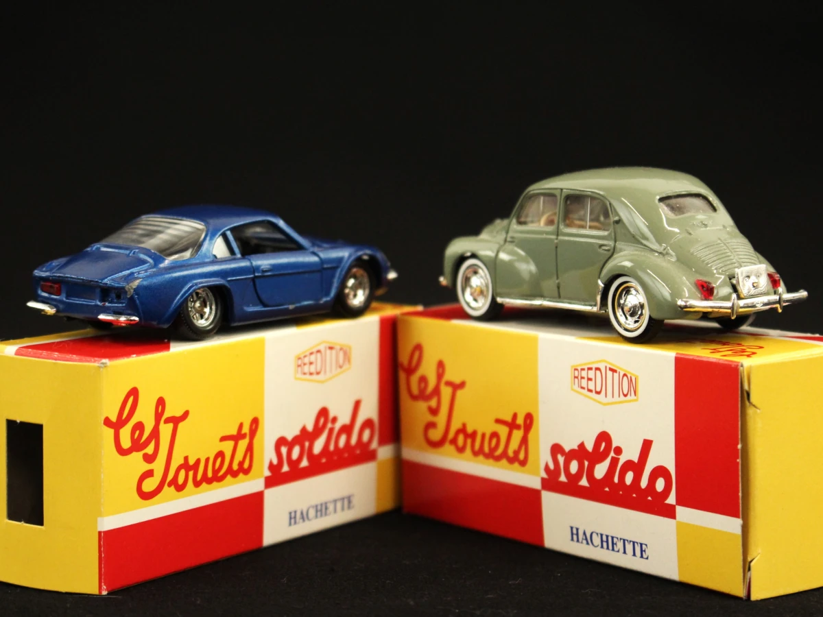 Vintage Solido en FINA miniatuurauto's (1:43) in originele doosjes - foto 7