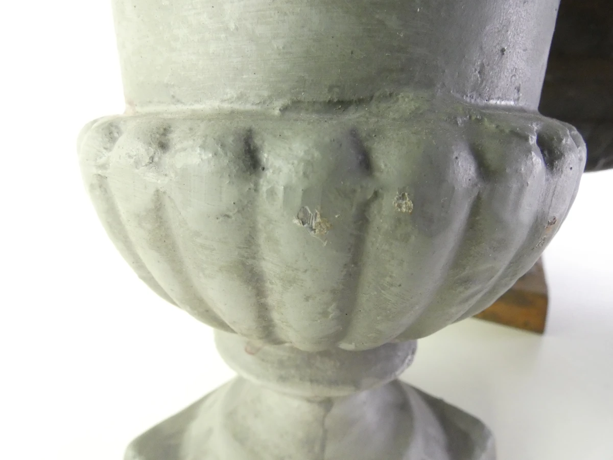 Set van 4 decoratieve gietijzeren tuinvazen in Medici stijl - foto 10