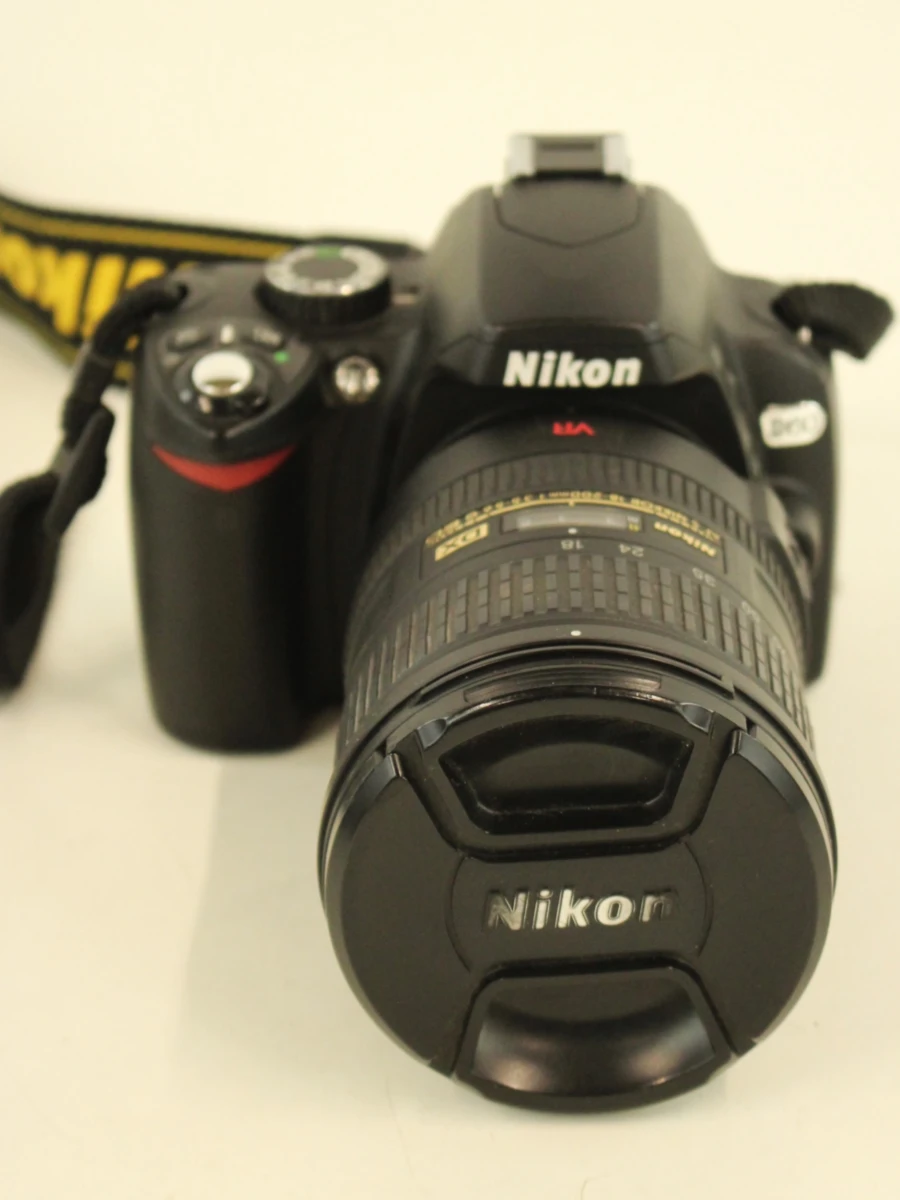 Nikon digitale D60 spiegelreflexcamera met lens, lader en draagtas - foto 4