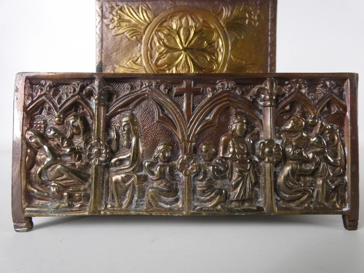 Vintage neogotisch bronzen/messing kistje - foto 5