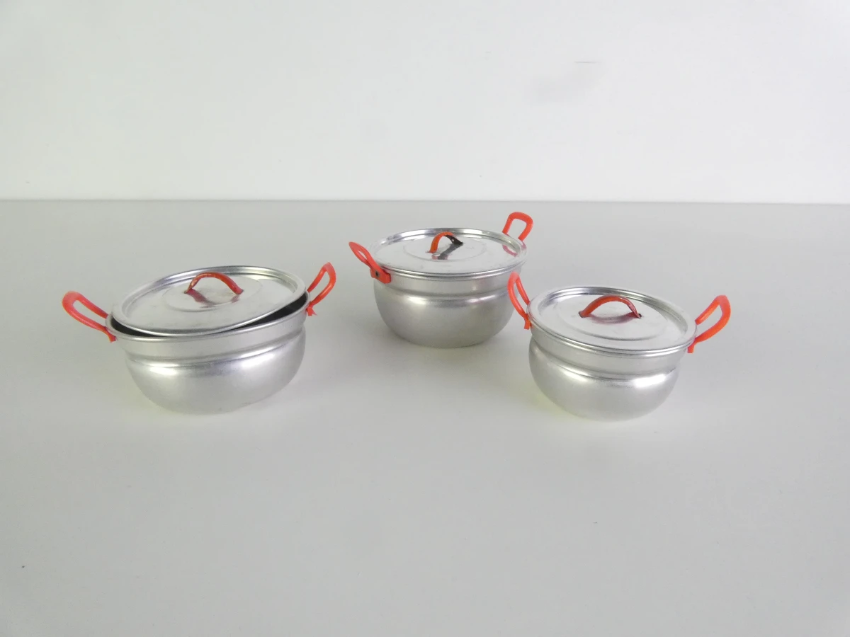 Vintage kinderservies met potjes en bestek - foto 11