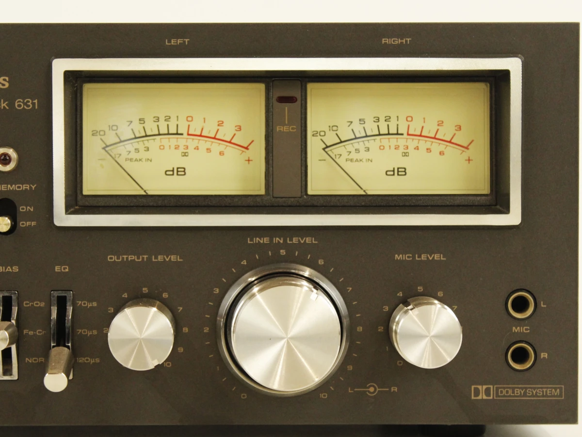 Technics RS-631 Stereo Cassette Deck (1977-1978) - foto 4