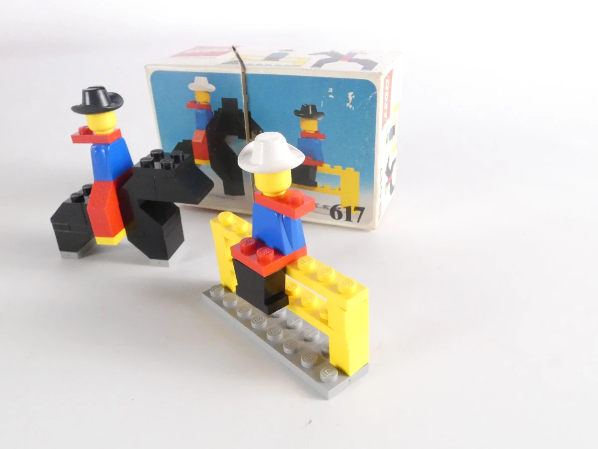 Vintage LEGO bouwsets met originele dozen en handleidingen - foto 2