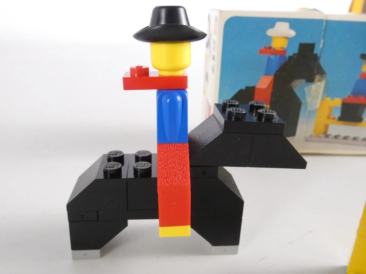 Vintage LEGO bouwsets met originele dozen en handleidingen - foto 5