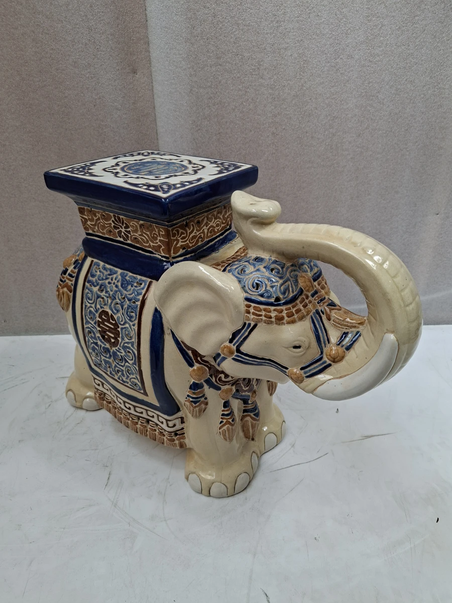 Vintage Chinees Keramisch Olifantenkrukje – Plantentafel & Bijzettafel - foto 3