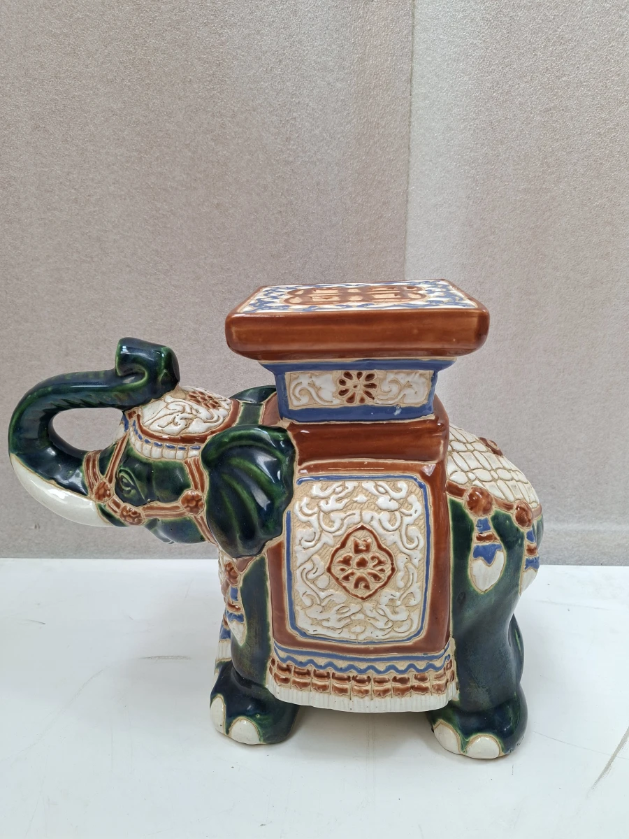 Exclusief Vintage Chinees Keramisch Olifantenkrukje – Donkergroen & Karamelbruin - foto 3