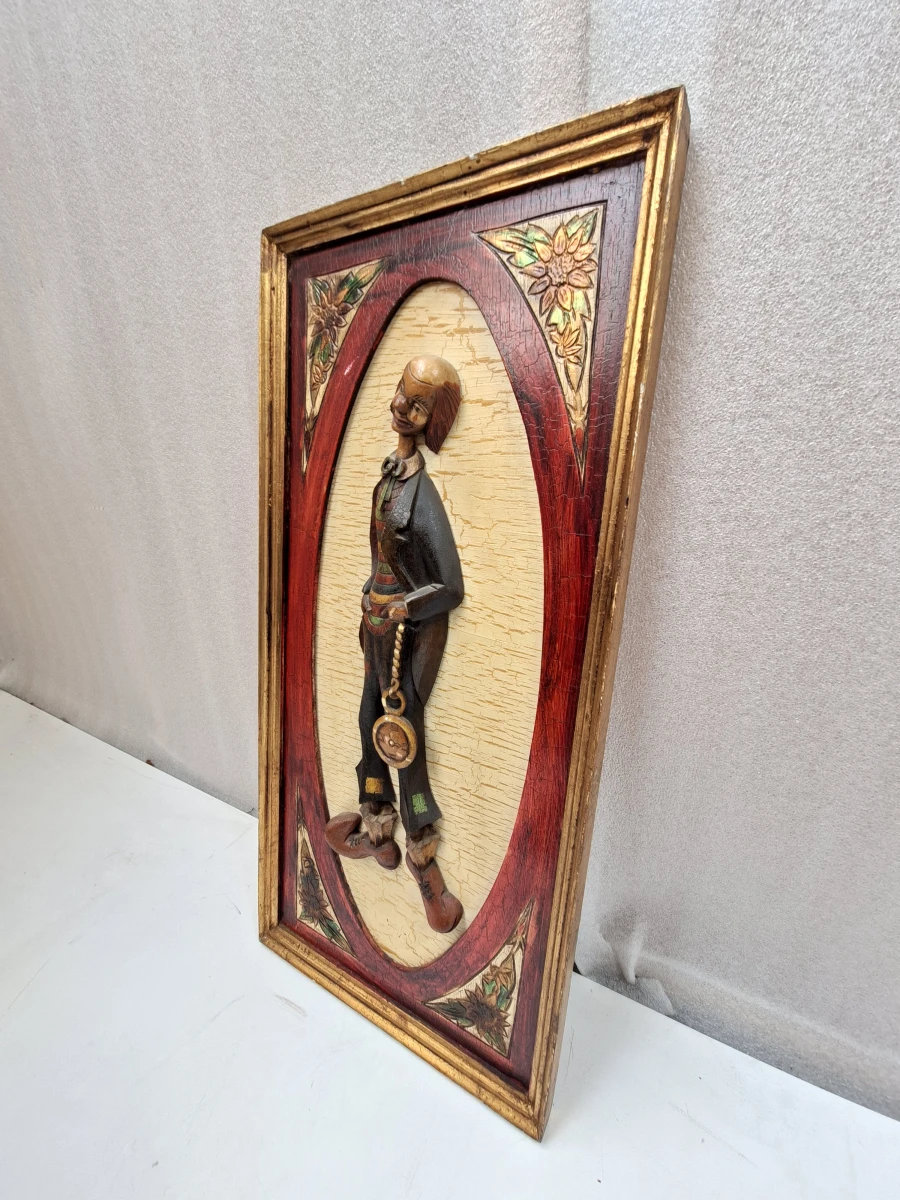Vintage 3D Reliëf Wandpaneel – Handgesneden Karakteristieke Snorrenman / Harlekijn - foto 2