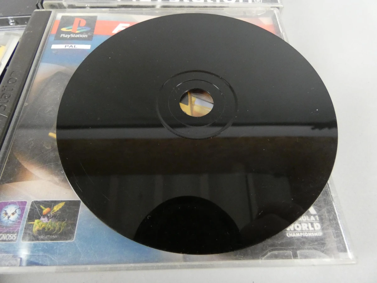 4 Playstation 1 spellen - foto 3