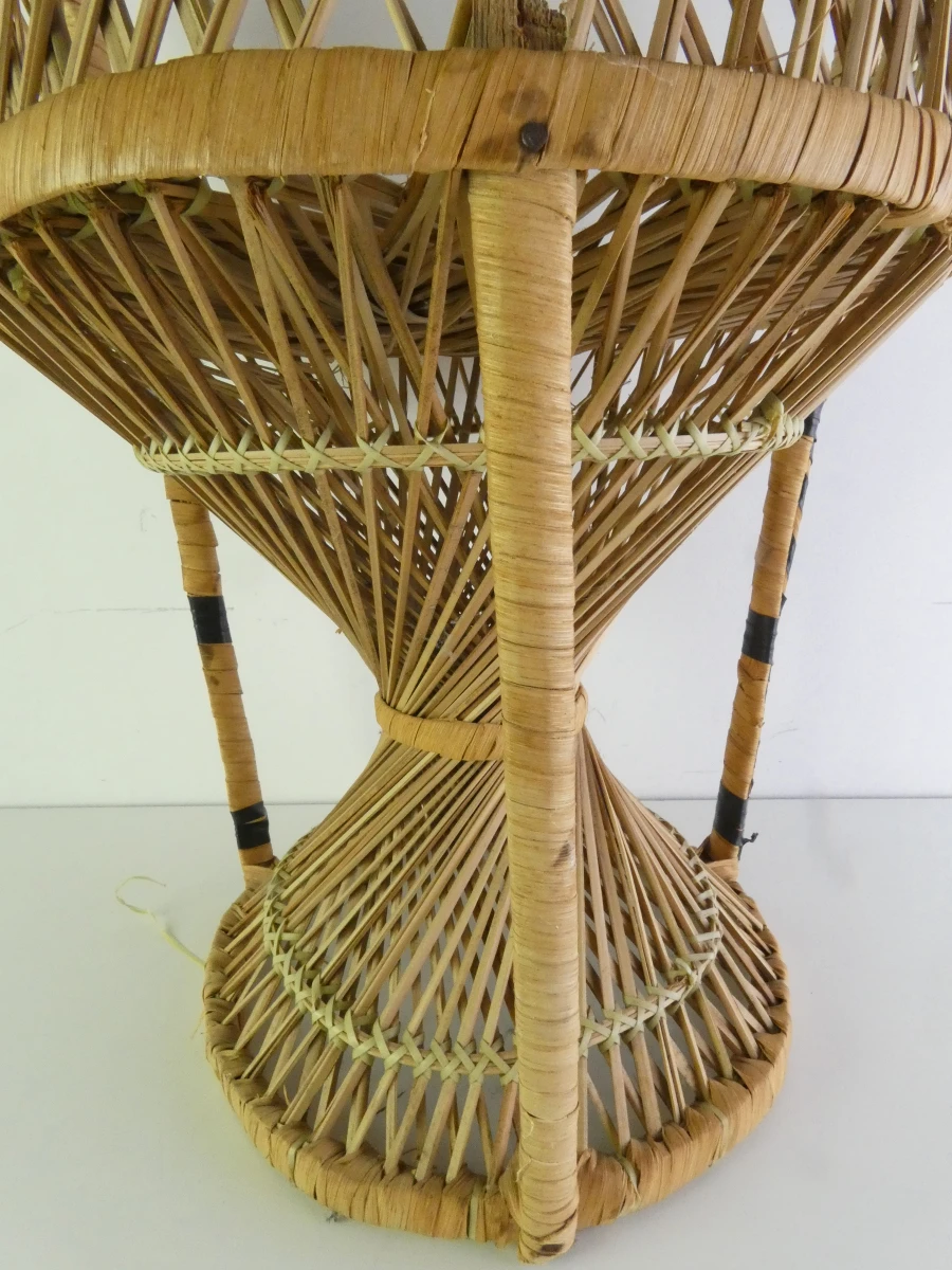 Set van 3 vintage rotan stoelen – decoratieve pauwenstoel en twee kinderstoelen - foto 12