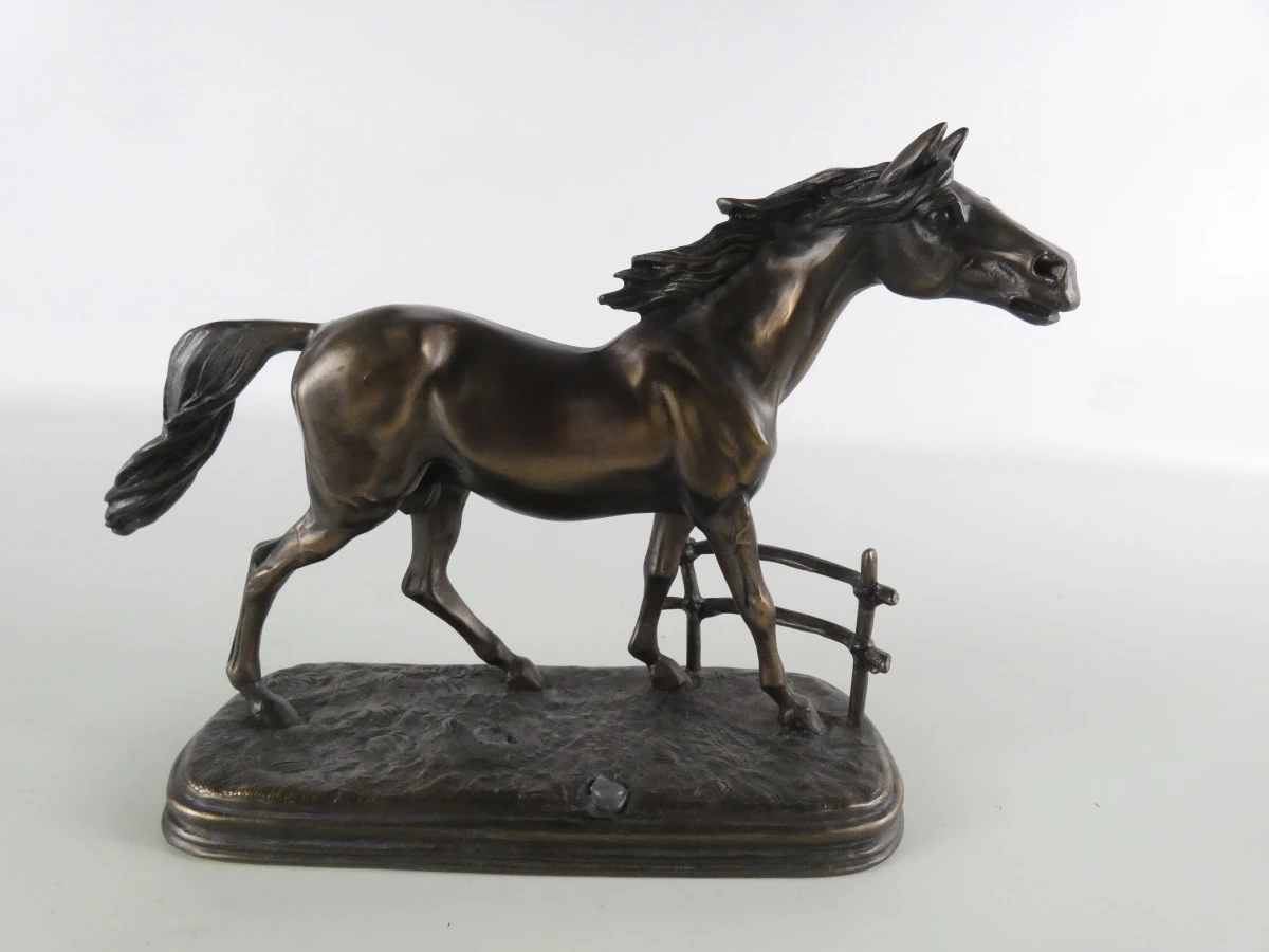 Decoratief paardenbeeld op sokkel – O. Tupton / O.T.T. – koudgegoten brons - foto 2