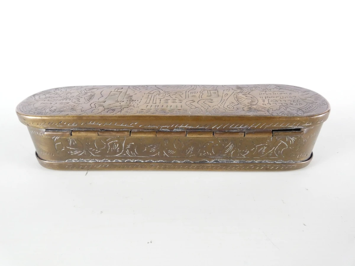Vintage tabaksdoos met handgravures - foto 2