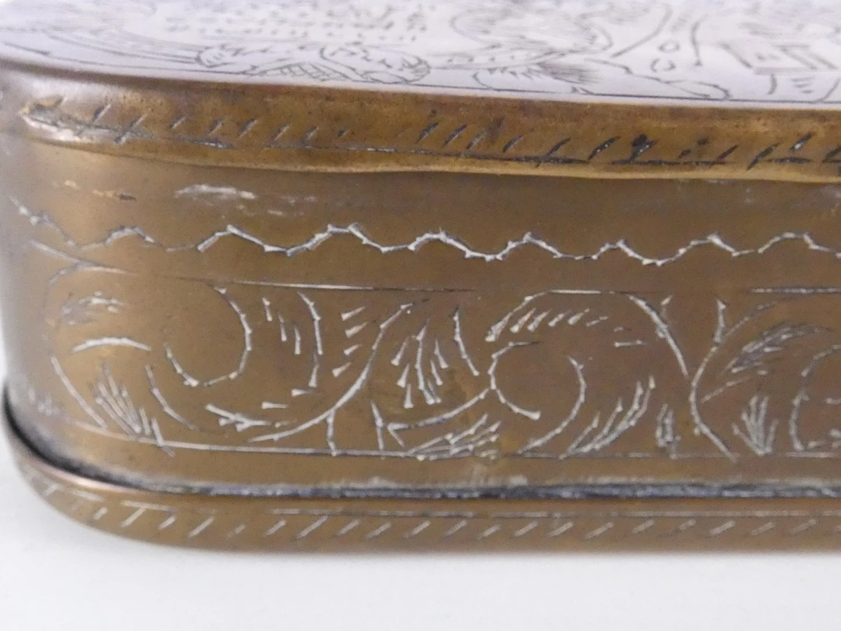 Vintage tabaksdoos met handgravures - foto 12