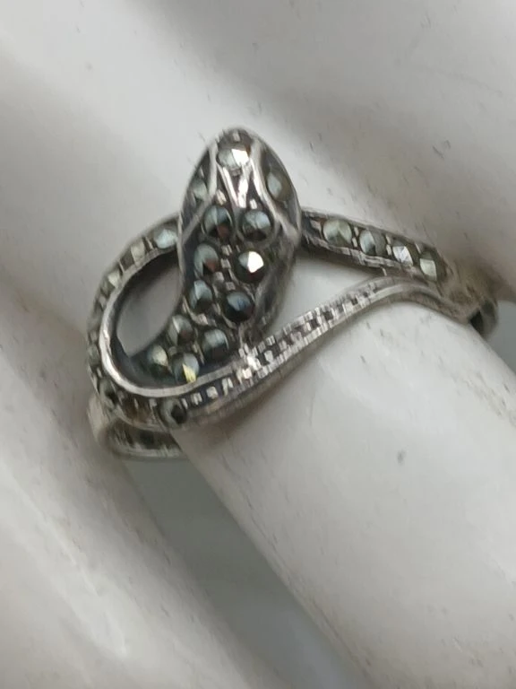 Zilveren ring met markasiet stenen - foto 1