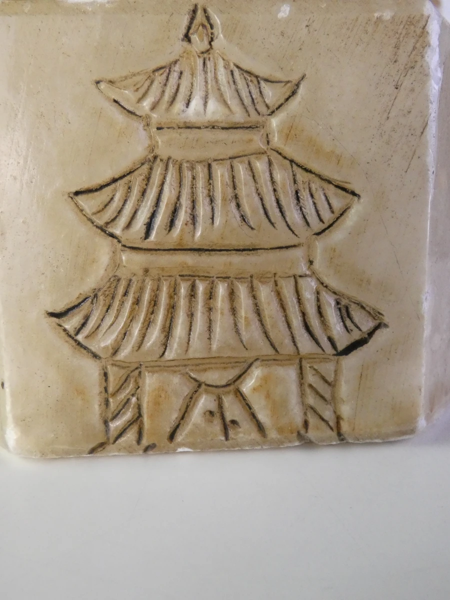 Decoratief Aziatisch beeld van een Chinese wijze - foto 3