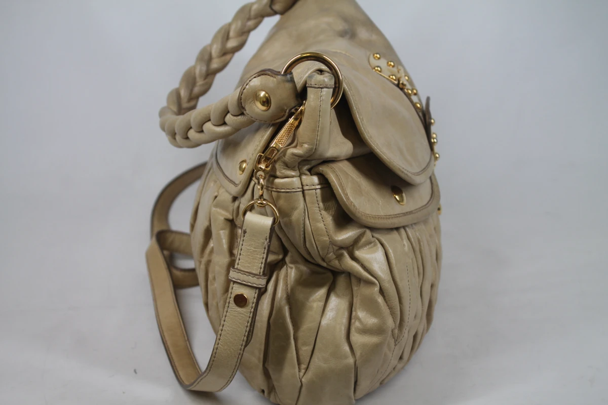 Miu Miu Matelassé Coffer Hobo-handtas - foto 8