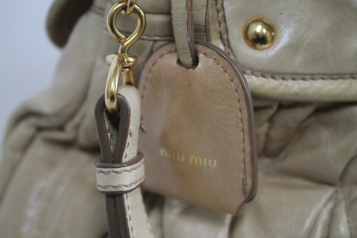Miu Miu Matelassé Coffer Hobo-handtas - foto 6
