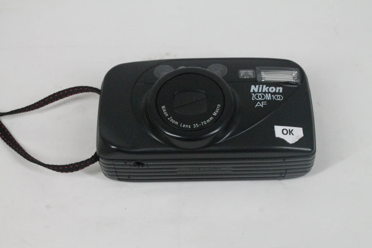 Nikon Zoom 100 - foto 5