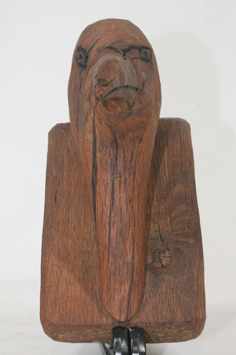 Handgesneden houten vogelsculptuur - foto 3
