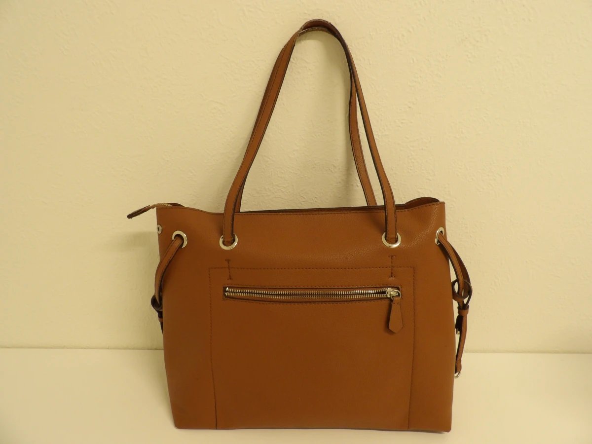 Guess handtas (modelnummer VG685324) - foto 4