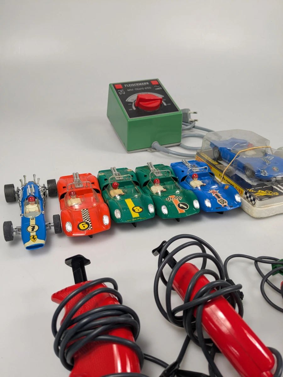 Fleischmann racebaan met auto's en accessoires - foto 5