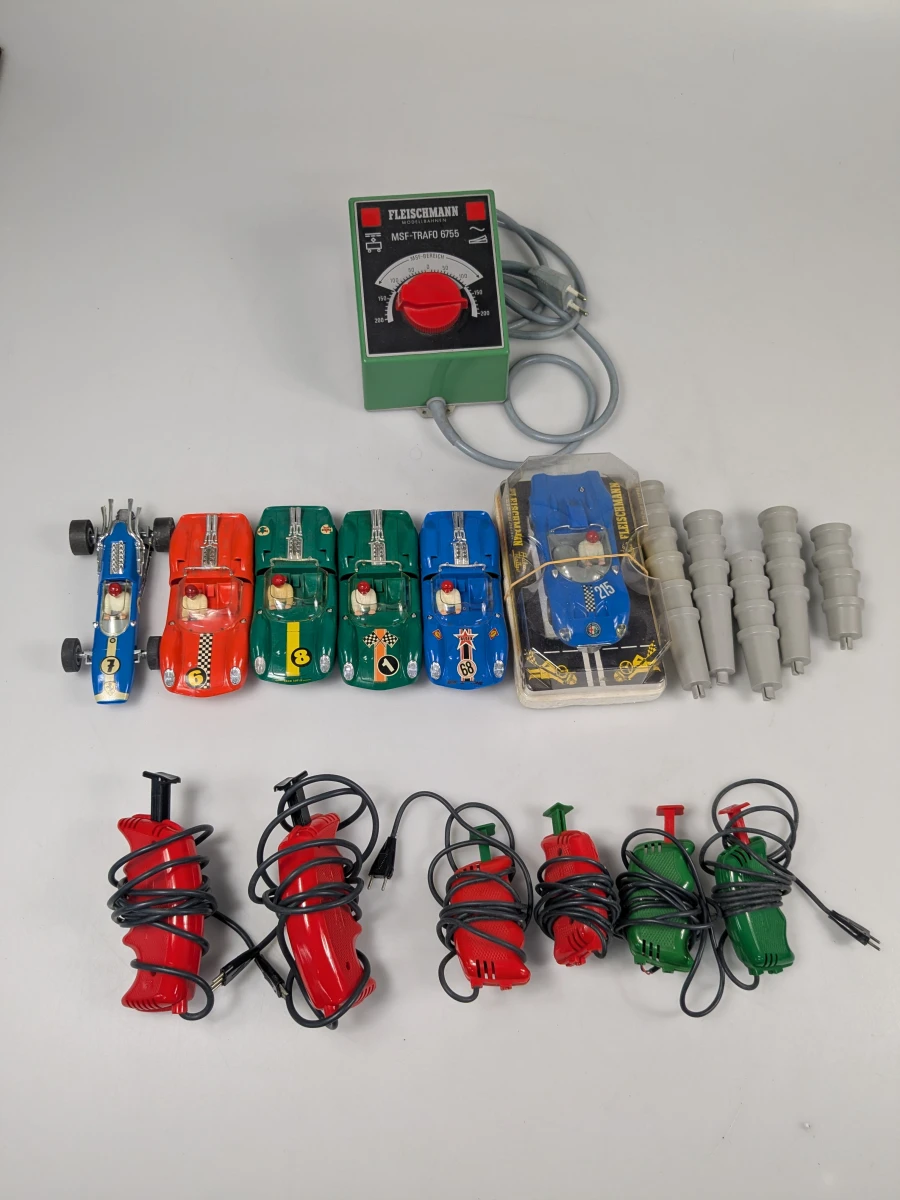 Fleischmann racebaan met auto's en accessoires - foto 4