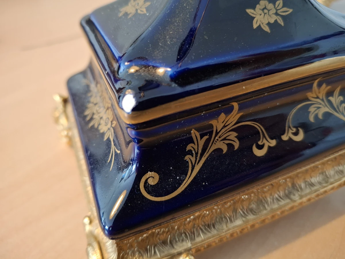 Set van 2 antieke kandelaars in klassieke Franse Empire-stijl - foto 10