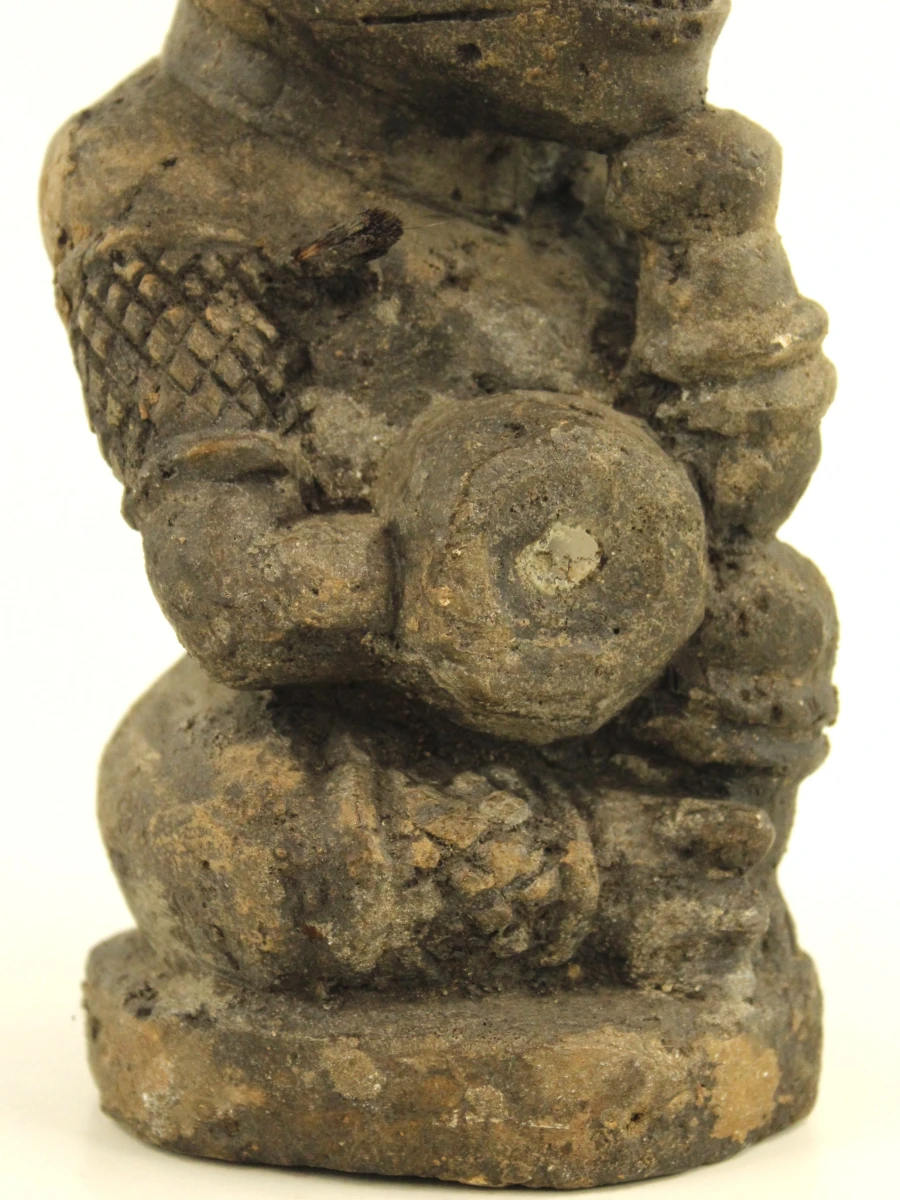Centraal-Afrikaans Nkisi-krachtfiguur in de Kongo-traditie - foto 4