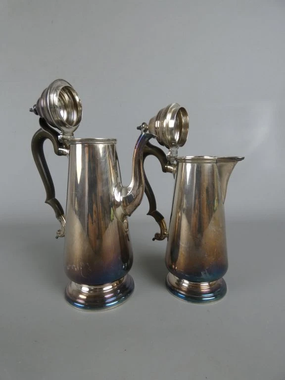 Set van 2 vintage zilverkleurige koffie- en theepotten - foto 3