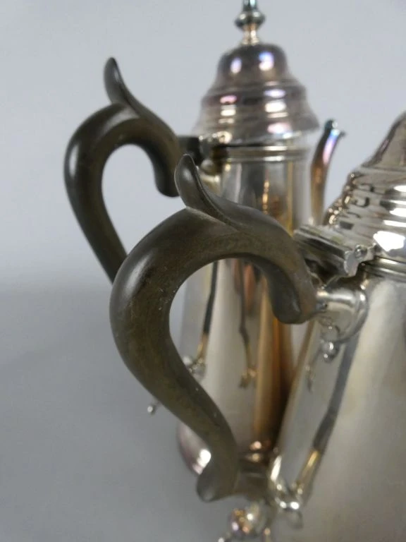 Set van 2 vintage zilverkleurige koffie- en theepotten - foto 4