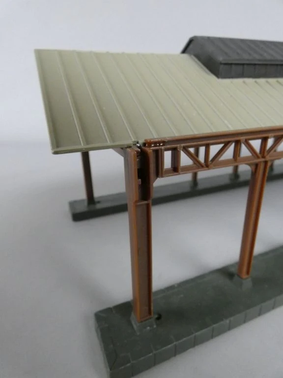 Model treinperron met overkapping - foto 6