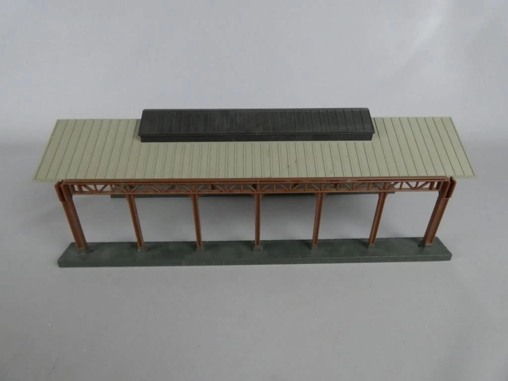 Model treinperron met overkapping - foto 3