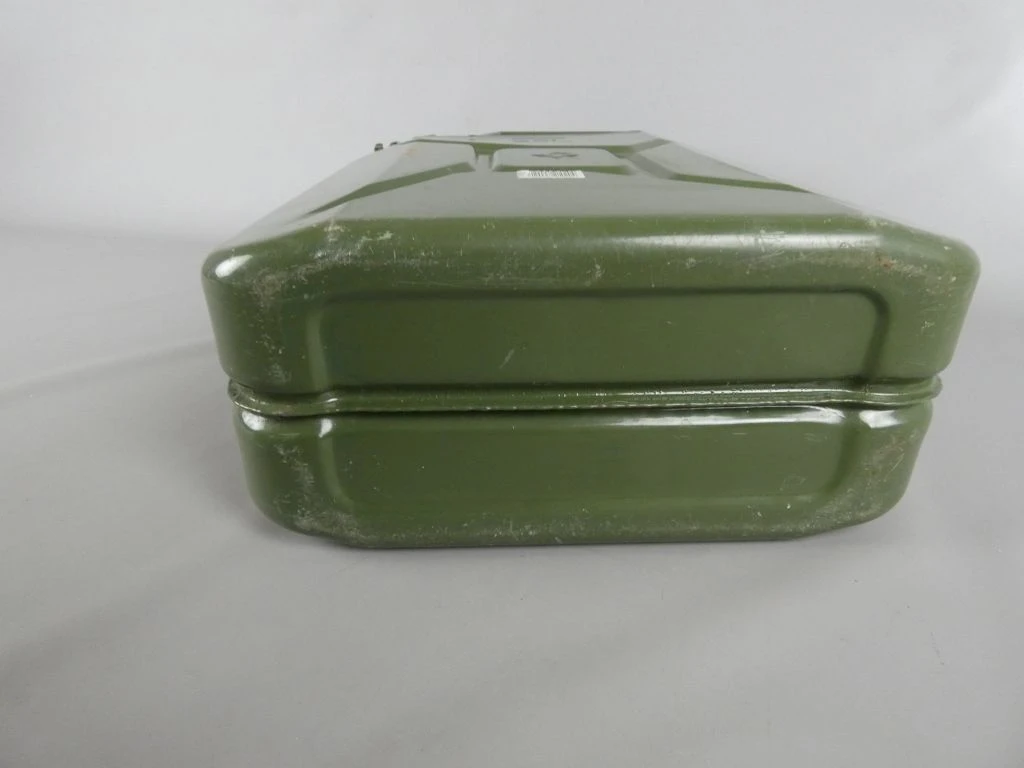 Groene metalen jerrycan 20L - foto 8