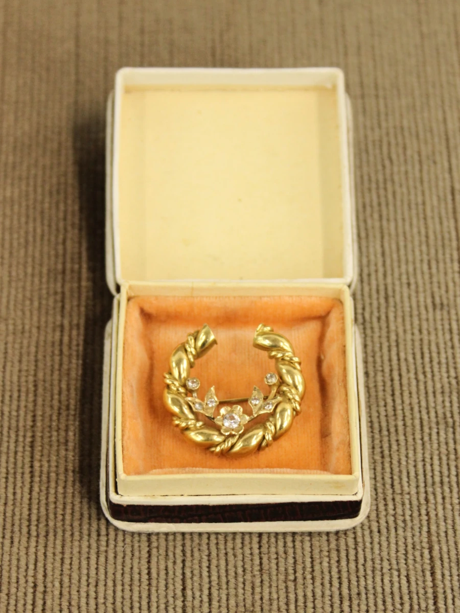 18 karaat gouden florale kransbroche - foto 2