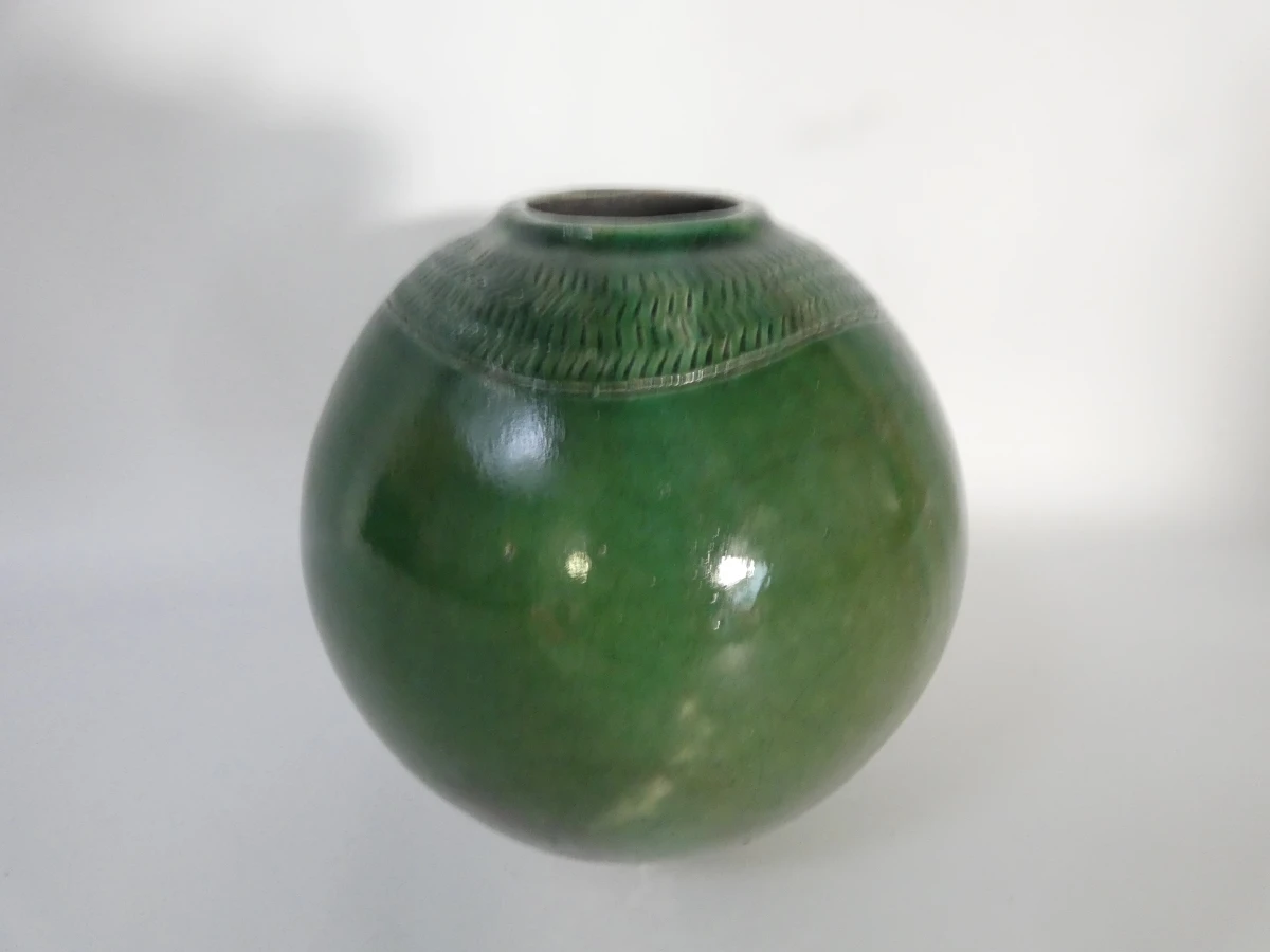 Groene keramische bolvormige vaas - foto 18